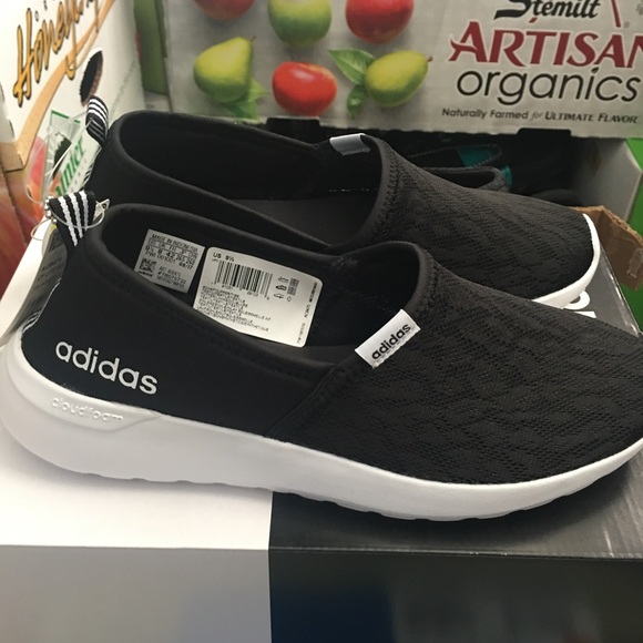 adidas Shoes - Women's Adidas slip on Tennis Shoes